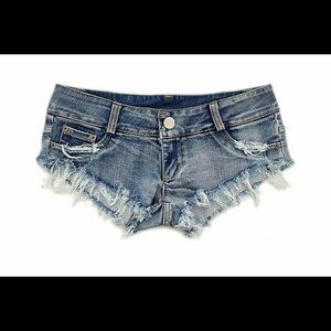 Cut off shorts